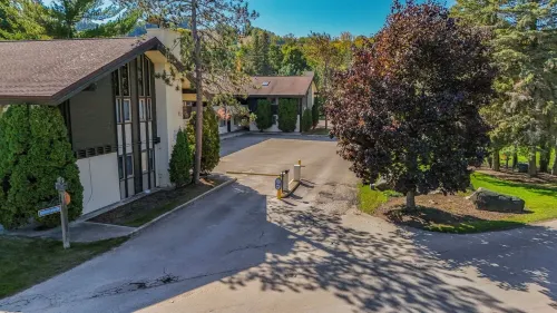 Ski-in/Out - Boyneland Lift - 3Br + Loft + Bonus Room Sleeps 12