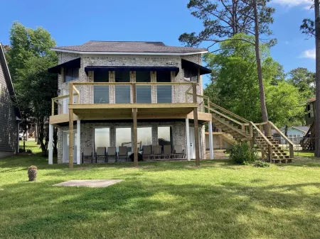 Beautiful 3 Story Lake Front Home with boat lift!