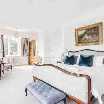 EXCLUSIVE HOUSE PRIVATE BEACH SEA FRONT SLEEPS 13 AMAZING VIEWS Rooms