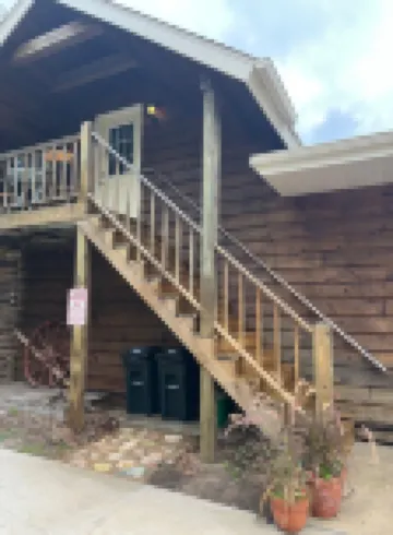 GGG Log Cabin Apartment on the Ice Age Trail