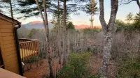 Sapphire Mountain View Escape: Resort Amenities, Family & Pet Friendly! - Mountain view