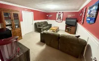 GREAT LOCATION! Private and roomy 1 bdrm, bath & den