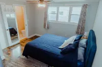 Lakefront; view of ski mountain, firepit, dock, kayaks, laundry, outdoor shower