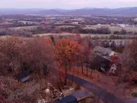 7BR Designer Home in Massanutten