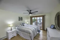 Lakefront Northwoods Winter/Summer Wonderland Updated 3 Bedroom House Sleeps 8