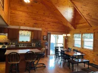 Spacious, secluded cabin