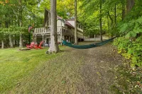 Lakefront Cottage on Apple Valley Lake