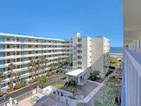 Stylish w/ Ocean View and 2 Balconies, Heated Pool, Centrally Located