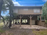 Minutes to the Beach! Family friendly House with lots of fishing oppurtunity!