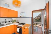 The Moon Positano, only 3 minutes walk to reach the main beach in Positano.