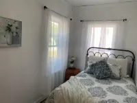 Lovely 3 Bedroom Rental on the Au Sable River