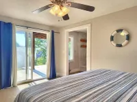 Mtn and Lake Views/Serene porches for family time! Hotels in Ruth B Rural Township