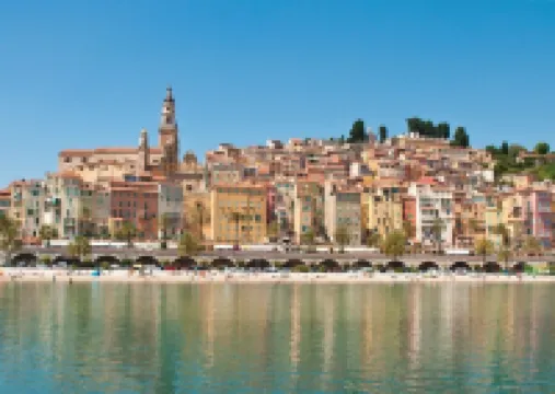 Beautiful for 4 people, town centre, 100 m from the beaches, near the shops