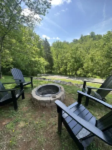 Cozy Creekside Retreat w/ Fire Pit & Game Room Near Historic Lexington, VA