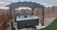Private Corner Lot w/Hot Tub on Cul-de-sac w/Large Backyard & Mountain Views