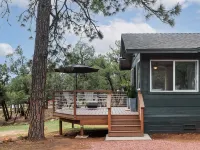 Cozy Romantic Cabin in Pine, AZ Hotels in Pine