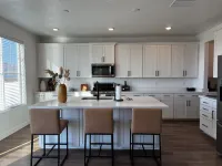 Beautiful home near Thanksgiving Point. Views of Utah Lake, sunrise and sunset