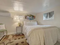 Cozy Cottage Getaway Hotels in Payson