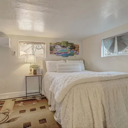Cozy Cottage Getaway