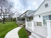 Exquisite, first floor stone ranch Gettysburg large kitchen/living area - quiet