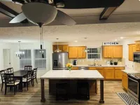 Beautiful, Cozy home in Concord providing a spacious & tranquil retreat Hotels in Kannapolis