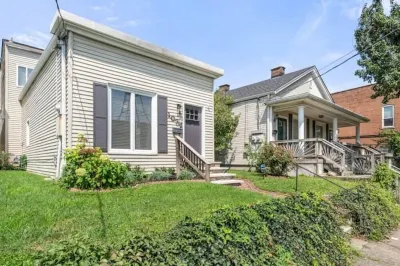Logan Street: Centrally Located, Renovated w/3 Beds