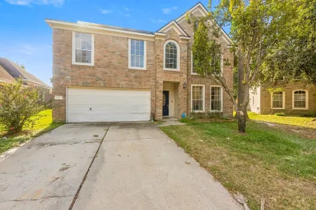 Spacious 5-bedroom house in charming Cypress - Hot Tub - Game Tables - Office