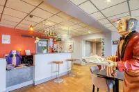 Brit Hotel Les Evens Hotels in Saint-Saturnin