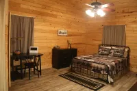 Modern Cabin on wooded 20 acres with scenic view