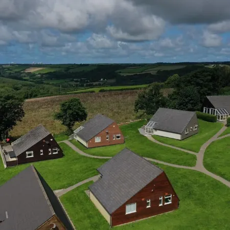 Coombe View Cornwall Holiday Lodge Near Bude. Sea Views. Large Patio Sleeps 6.