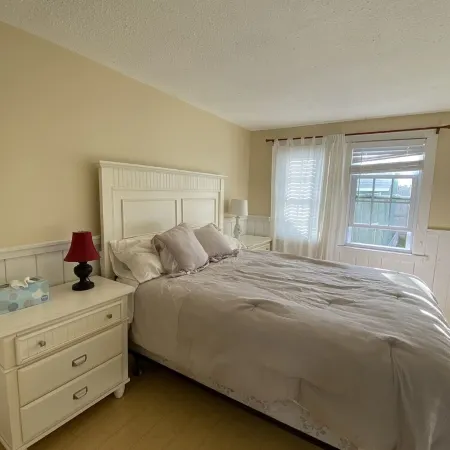 Next to Cragville beach with warm sea water at a quiet and family friendly villa