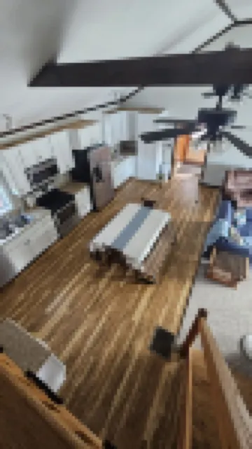 Cozy Lake Front home for Boating, fishing, winter sports, and gorgeous views,