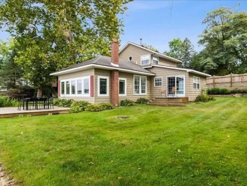 Lakefront Home - Pontoon & Private Beach - Minutes to Breweries, Shopping & More