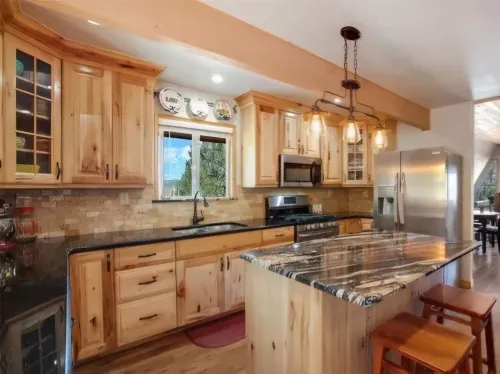 Charming 3-bedroom cabin in Florissant, CO