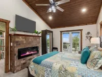 Scenic Chalet Guesthouse Getaway โรงแรมในเลซีเมาน์เทน