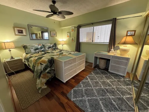 Ocean View Condo with Pool, Extra Large Lanai, New Kitchen & Bathroom.