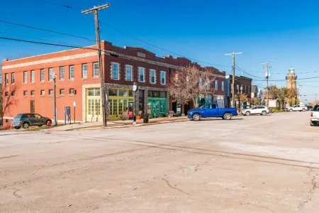 Welcome to the High Street Suite