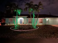 The Palms - 3 miles to the beach - Heated Pool - Sleeps 6