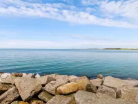 "Terina" - 5m from the Sea