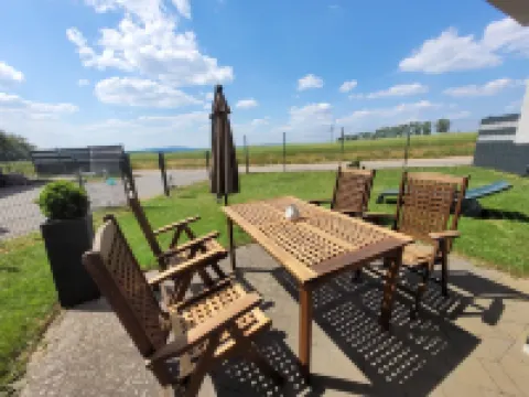 Vacation apartment on the edge of the forest with fantastic views Hotels in Hermeskeil