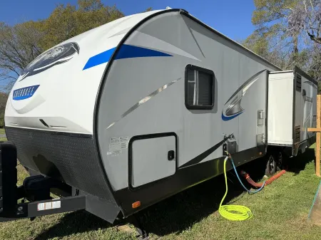 26FT CAMPER IN THE BEST FISHING/HUNTING SECRET IN SC
