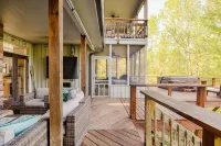MerryN' Monroe Lake House with View of Dale Hollow Lake minutes to Sunset Marina