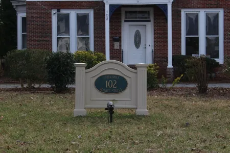 Timeless Elegance with Modern Luxury: Historic 6-BR Home plus attached 1-BR Apt