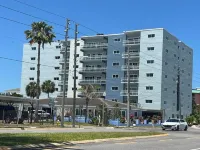 Sunset Views & Easy Beach Access