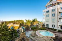 Seneca Lodge in Snowshoe Village - Steps to Ski Slopes