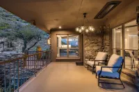 Modern Mountain Escape - Privately gated, unobstructed views atop South Mountain