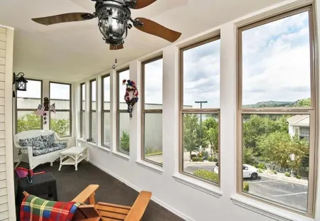 The Great Escape - 3 bedroom/3 bath condo at Emerald Bay on Table Rock Lake