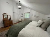 Highlands Spacious MTN Cabin for 16 w/Hot Tub+gameroom+gym+wifi & 4m from DT
