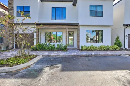 Near Disney! Villa with Private Pool