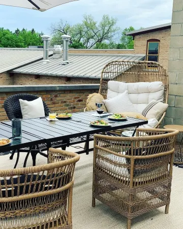 Botanical Loft & Deck — Old Town Lansing